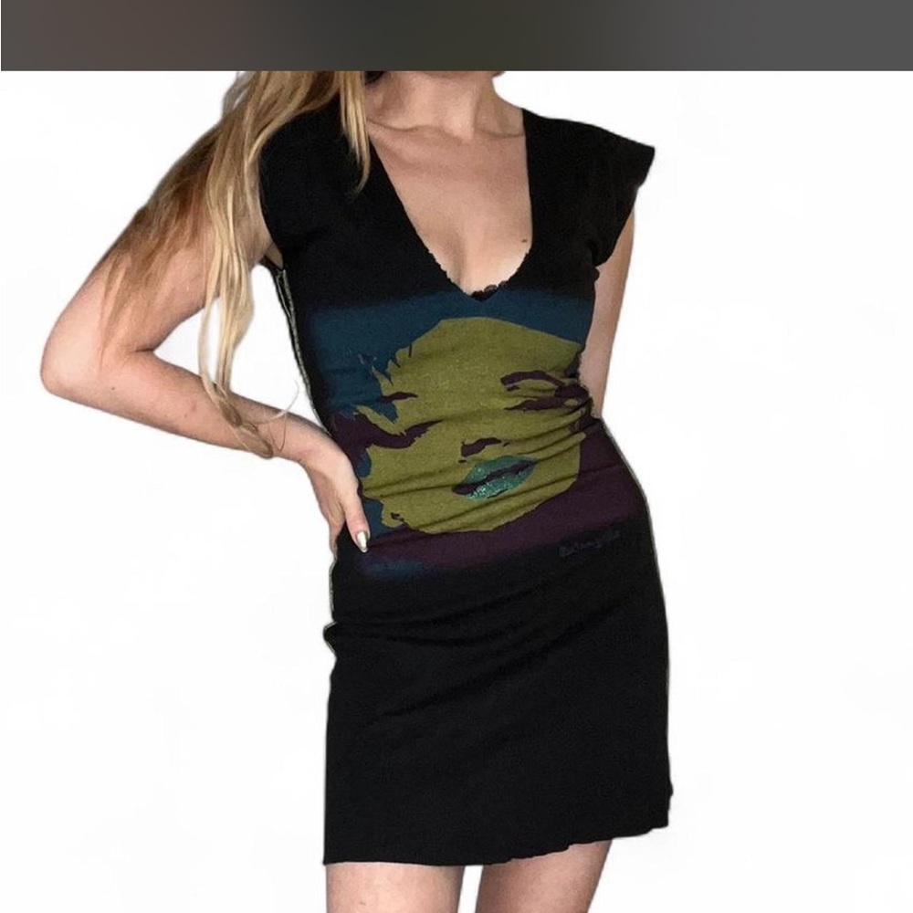 Betsey Johnson - Marilyn Monroe Dress  

Pop Art - screen print tee dress
